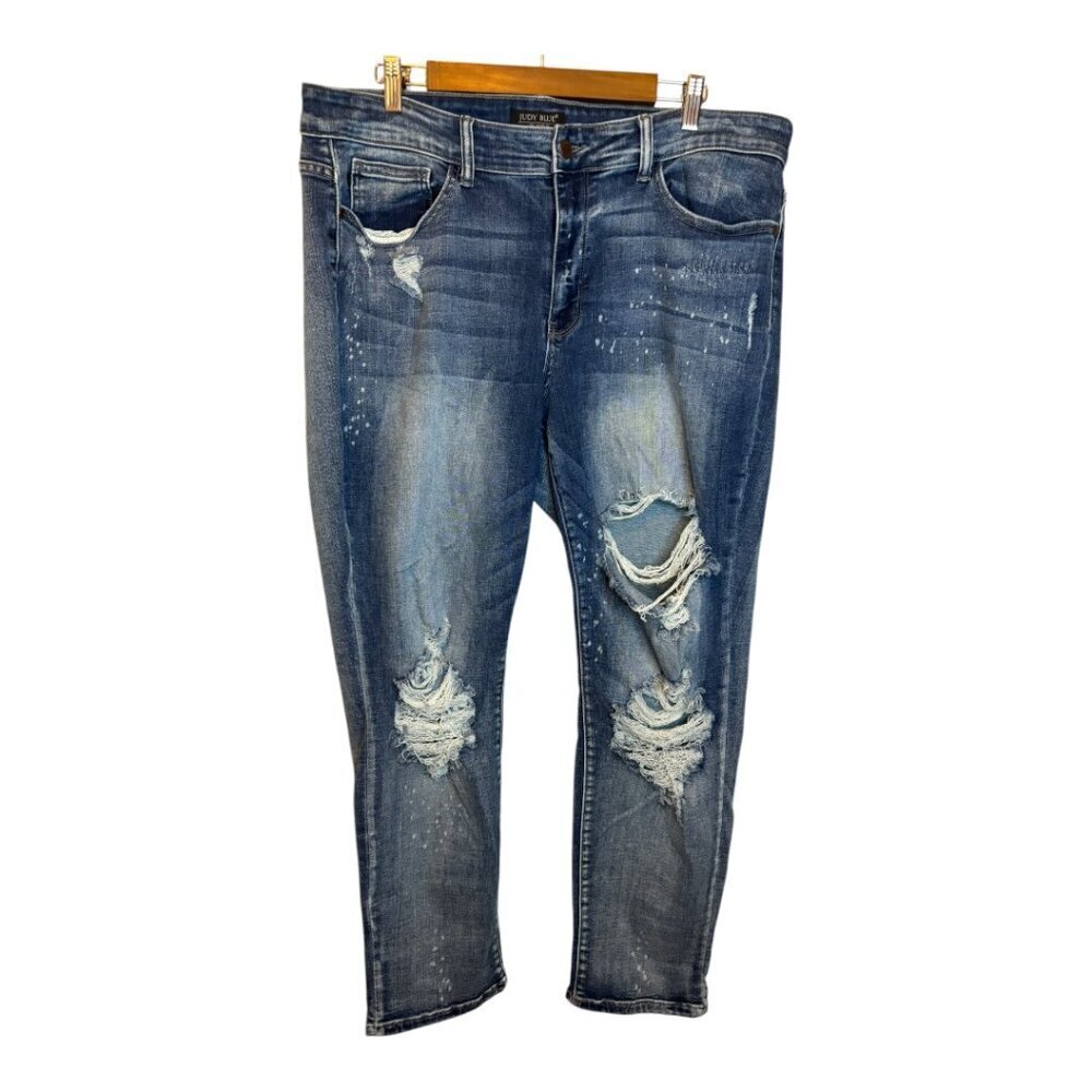 Judy Blue Jeans Women's Size 20W Boyfriend Fit Distressed speckled